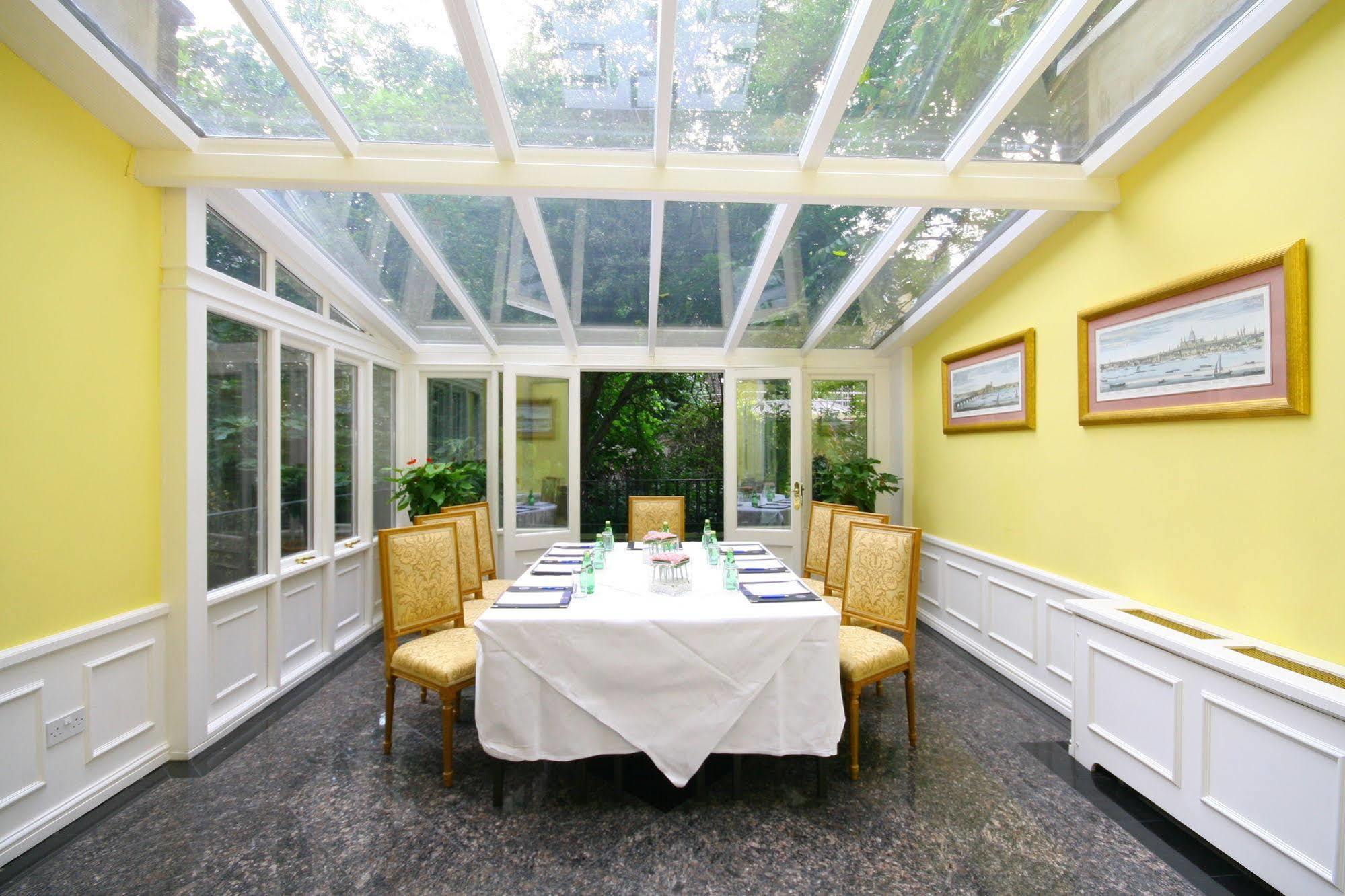 Grange Buckingham Hotel Лондон Экстерьер фото